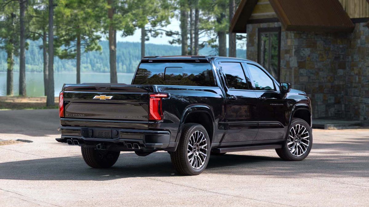 Chevrolet Silverado - photo 7