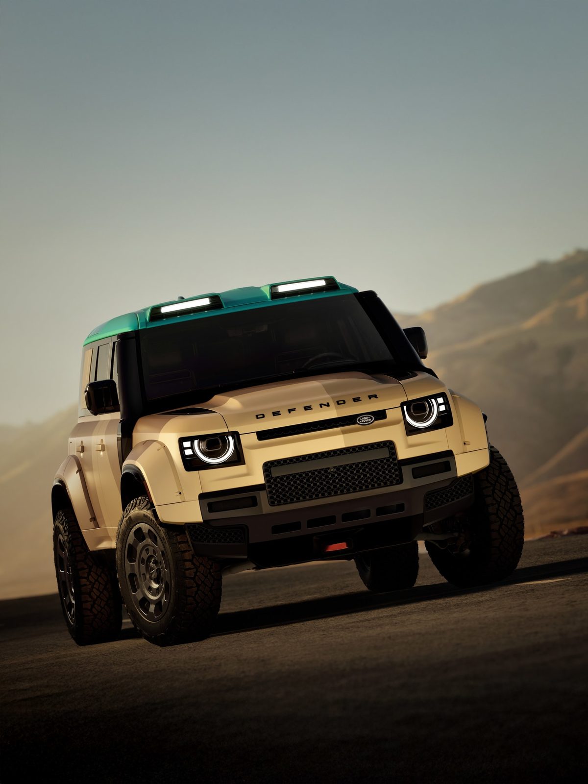 Defender Dakar: a 626 hp road-legal rally winner