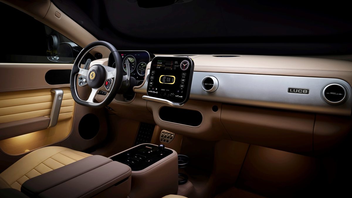 Ferrari Luce: First Electric Ferrari  - 4 Motors, 1,050 hp, Design by Jony Ive - photo 8