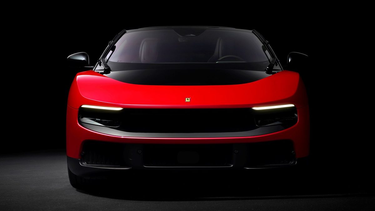 Ferrari Luce: First Electric Ferrari  - 4 Motors, 1,050 hp, Design by Jony Ive - photo 11