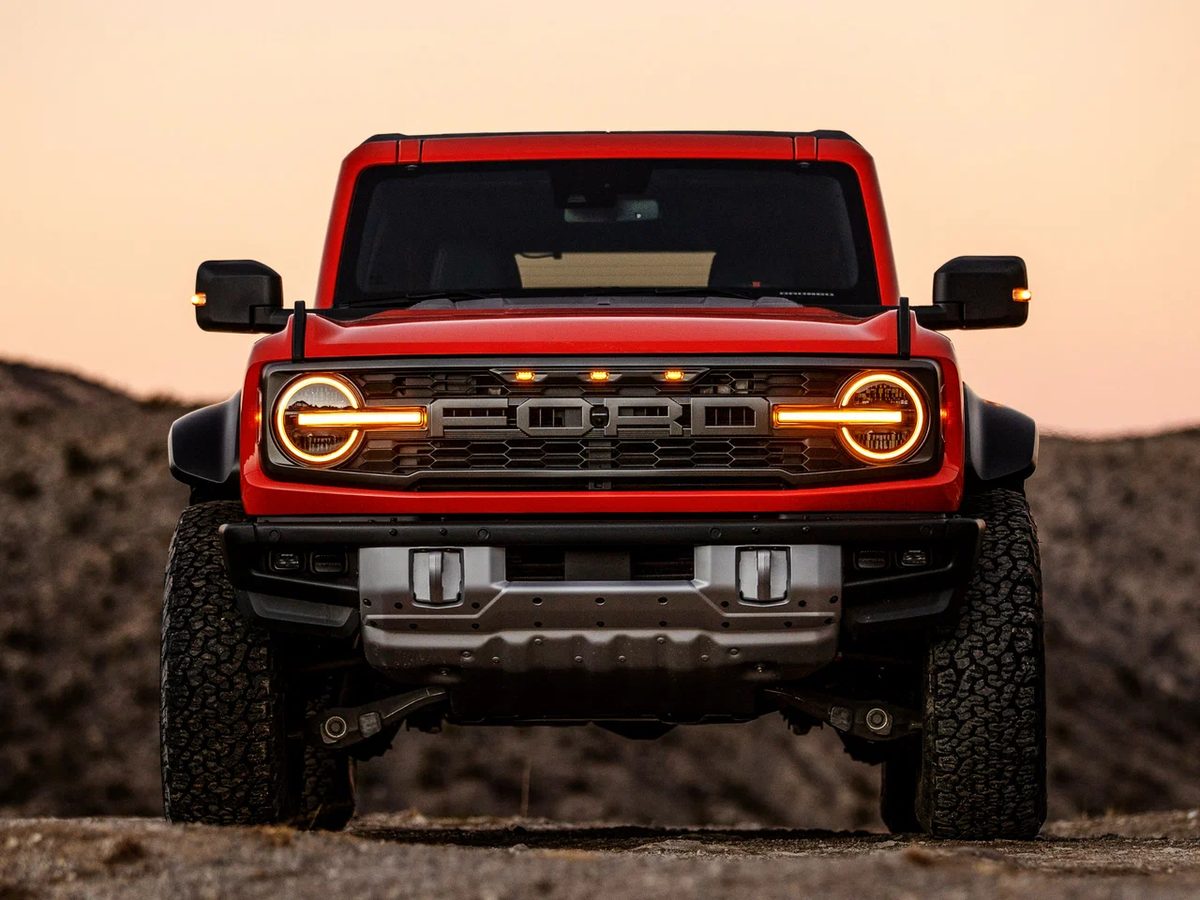 Ford Bronco Raptor - photo 2