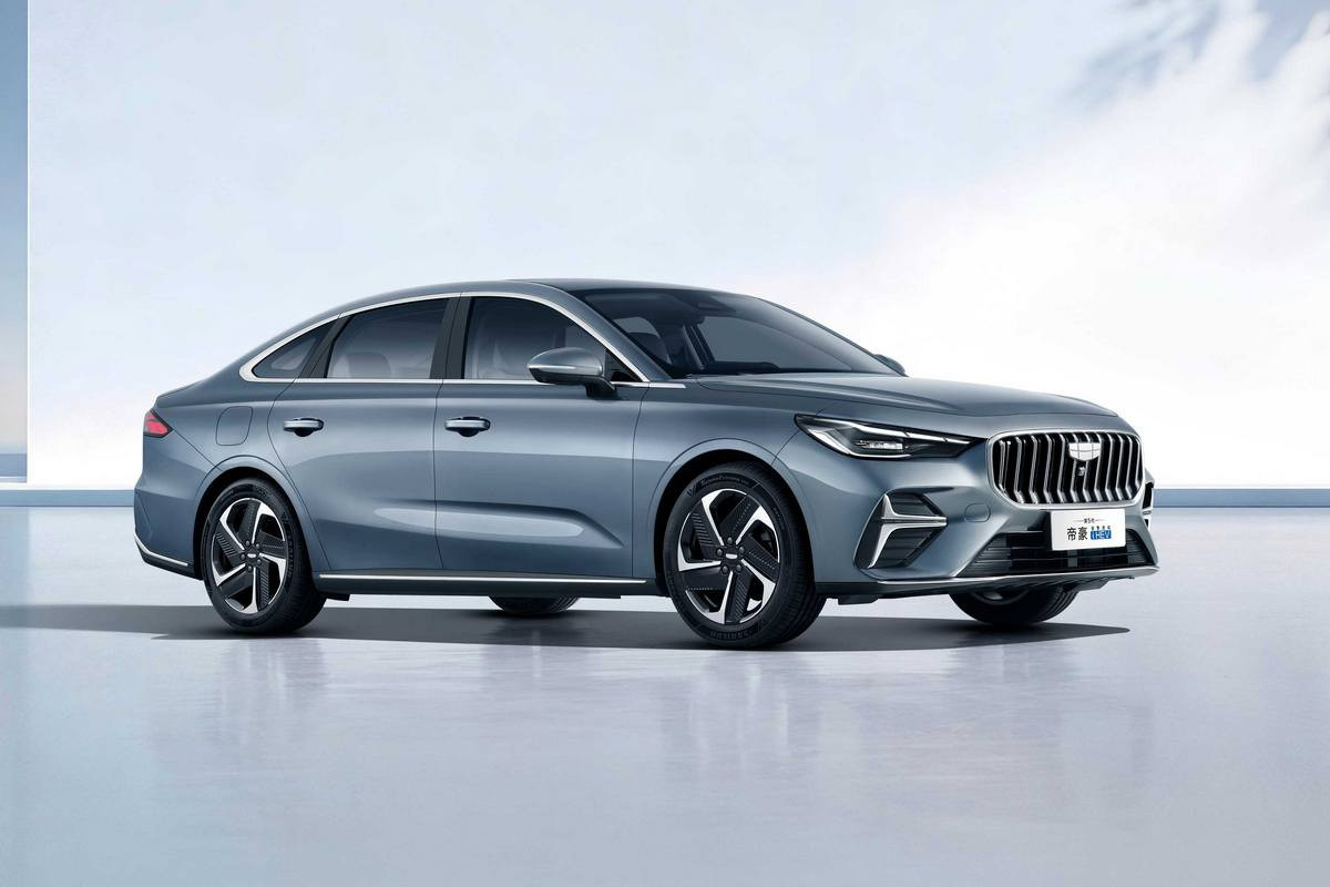 Geely Emgrand i-HEV - photo 5