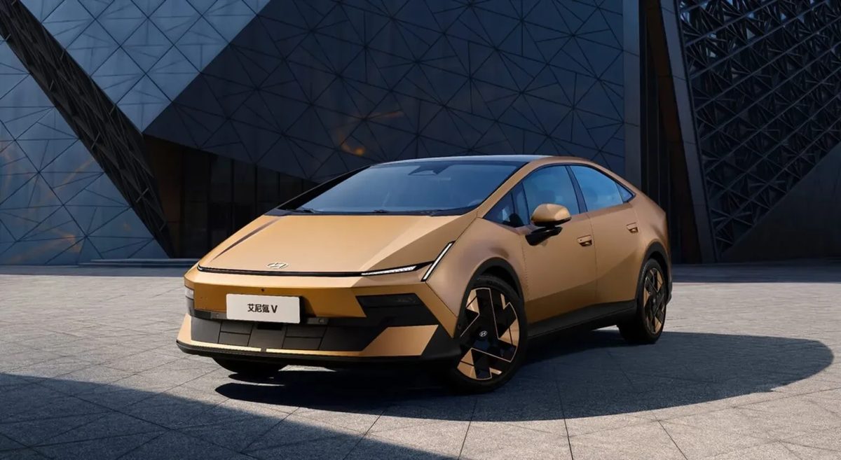 Hyundai's Ioniq V opens pre-sales at $17,700