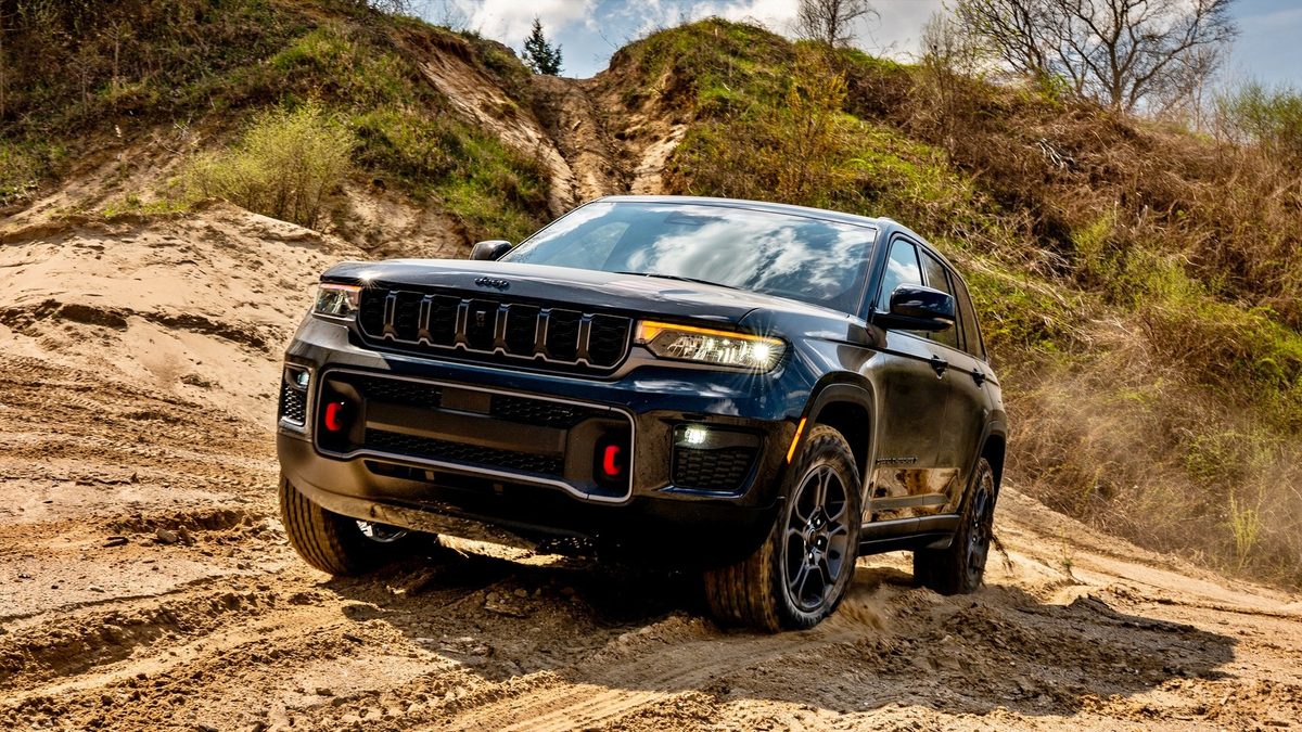 Jeep Grand Cherokee - photo 3
