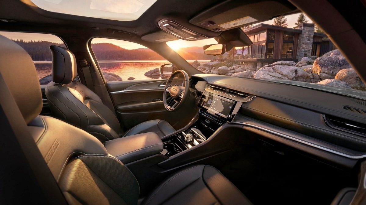 Jeep Grand Cherokee - photo 13