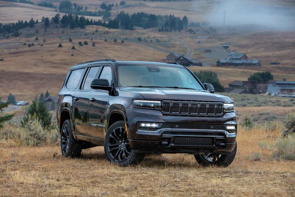 Jeep recalls 201,976 SUVs over tyre pressure warning