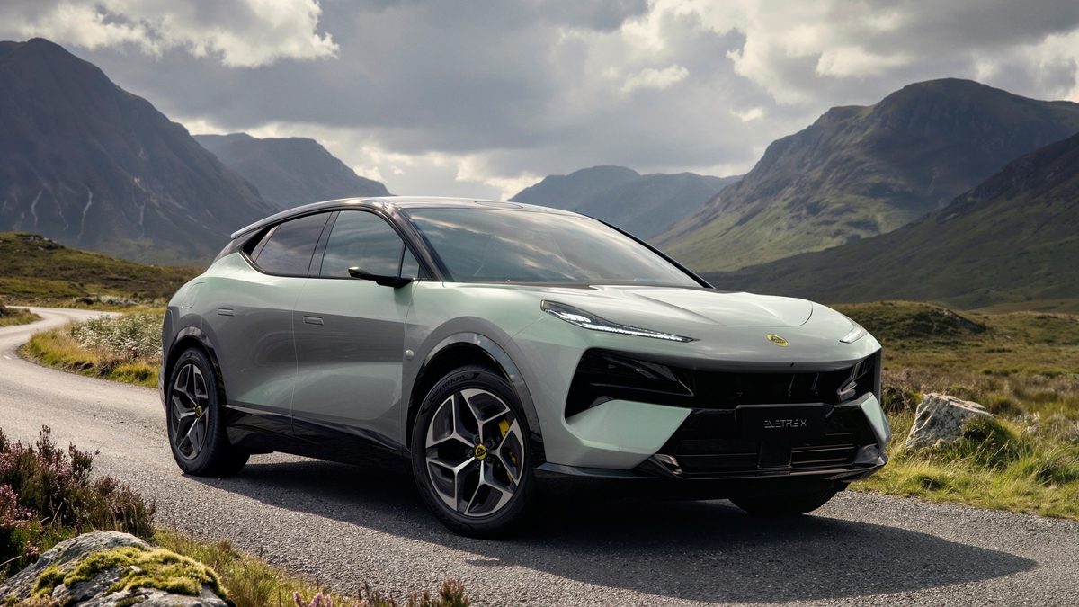 Lotus Eletre X Brings 952 hp Hybrid Power to Europe - photo 10