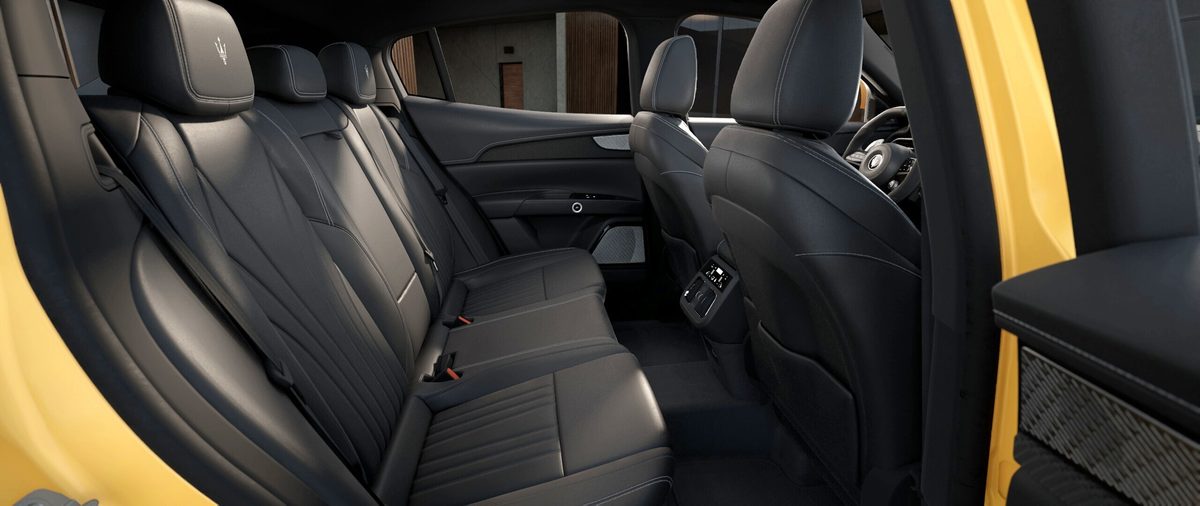 Maserati updates the Grecale: stricter face, V6 Nettuno joins the range, prices from €83,200 ($89,900) - photo 4