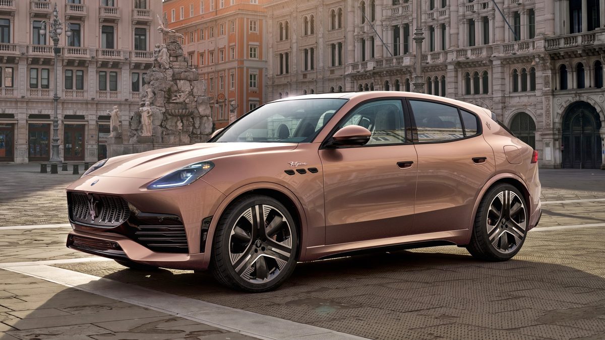 Maserati updates the Grecale: stricter face, V6 Nettuno joins the range, prices from €83,200 ($89,900) - photo 7