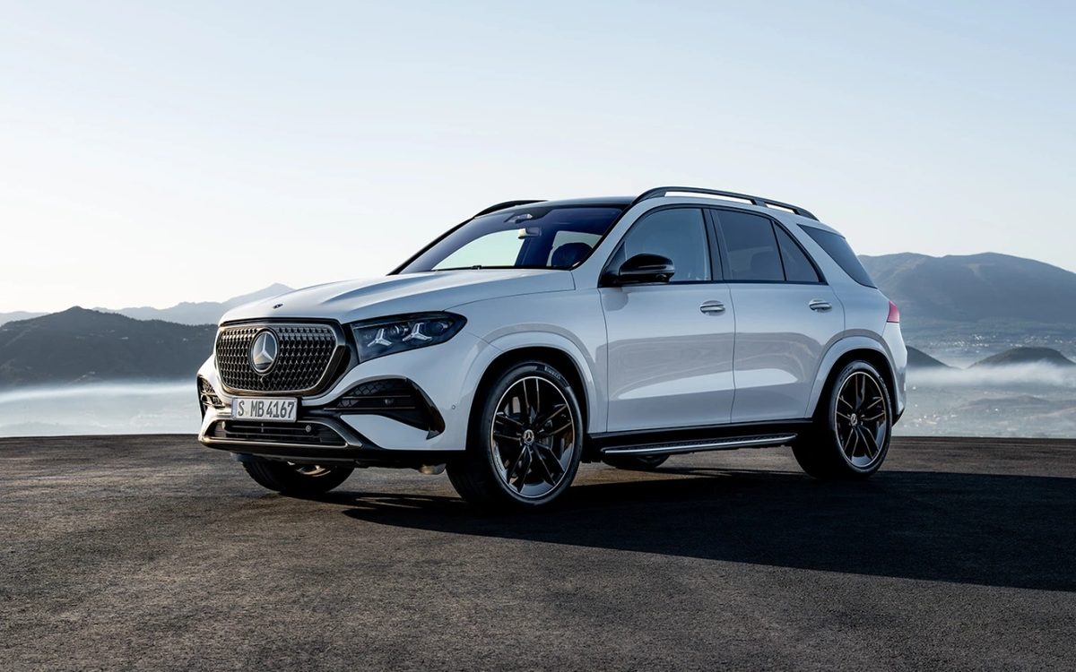 Mercedes-Benz GLE Gets Second Facelift  - Three Screens, New Six-Cylinders - photo 4