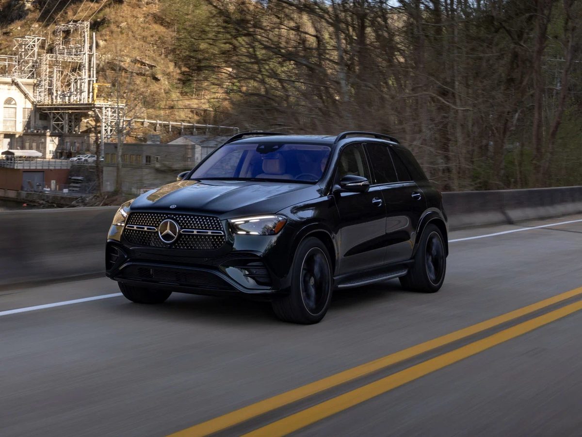 Mercedes-Benz GLE Gets Second Facelift  - Three Screens, New Six-Cylinders - photo 8