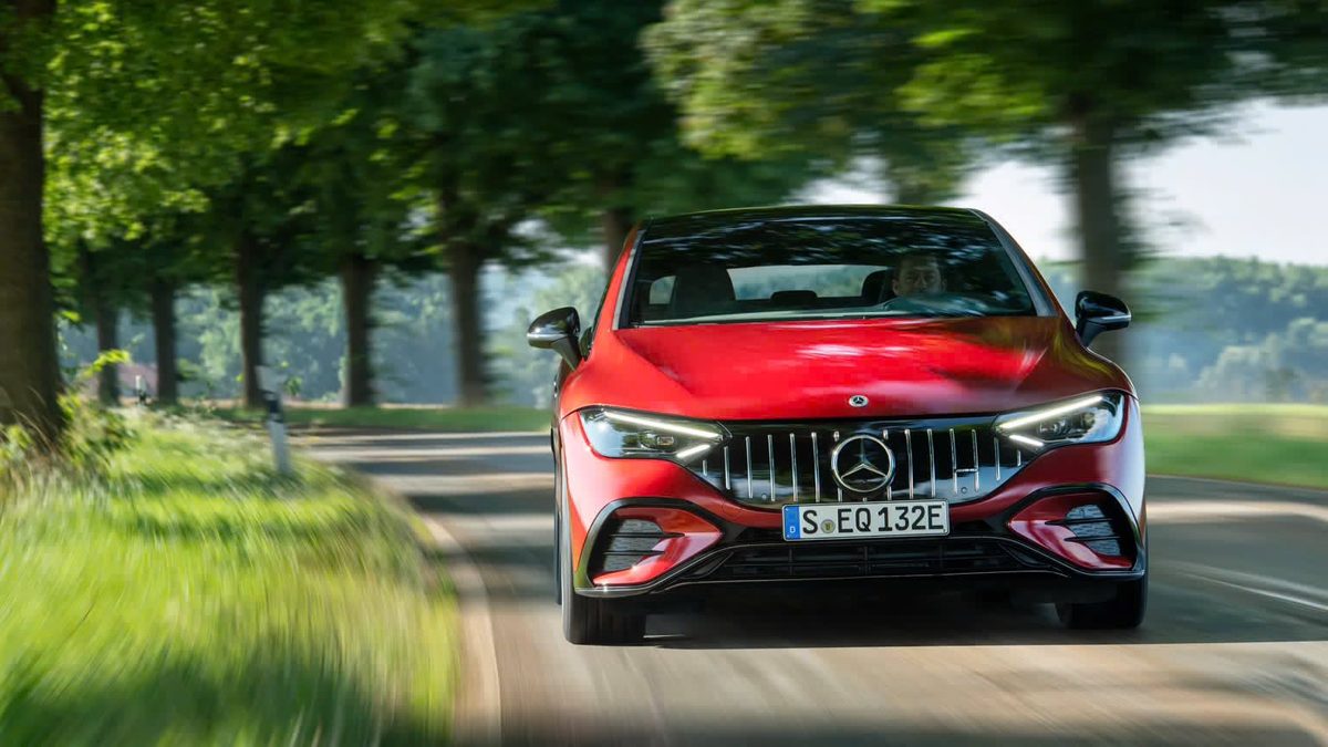 Mercedes pulls the EQE sedan from the US