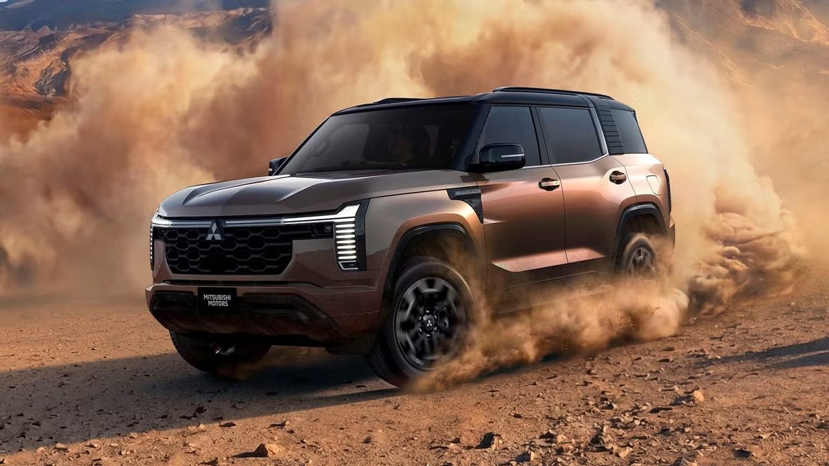 Mitsubishi's Pajero returns after five years, headed to 100 markets