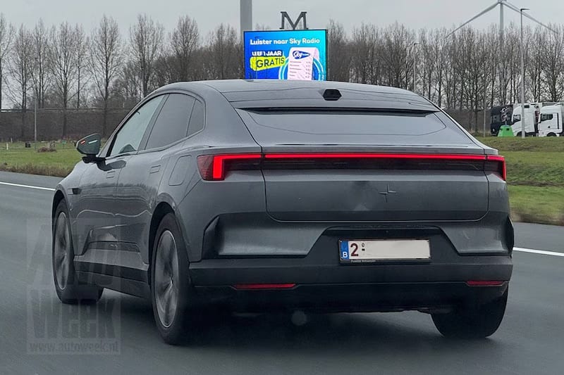 Polestar 4 owners are denting the tailgate the missing rear window can't see - photo 7