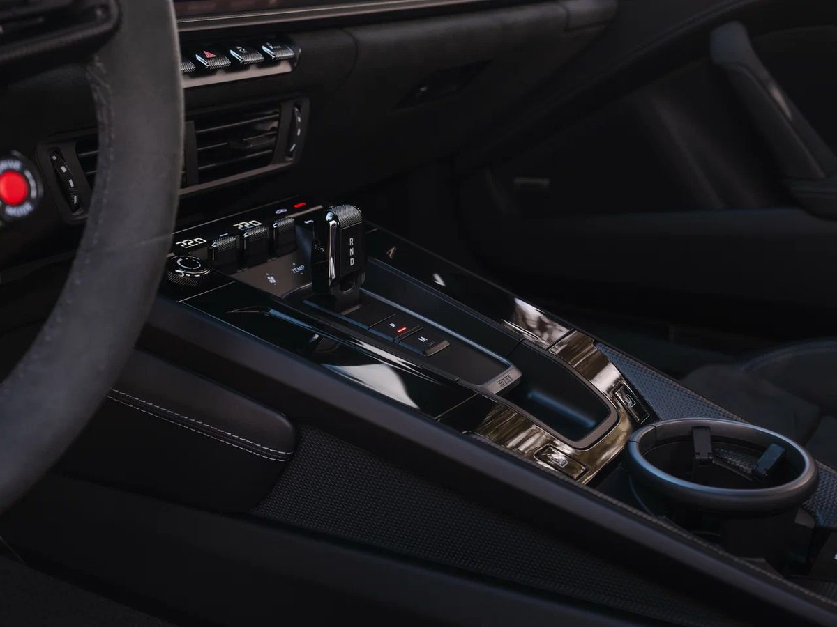 Porsche expands job cuts, rethinks its lineup - photo 4