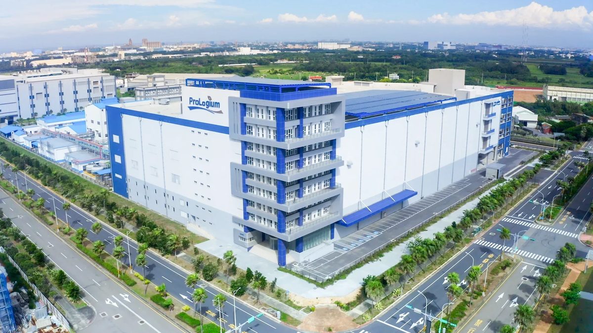 ProLogium starts making its 381 Wh/kg cell