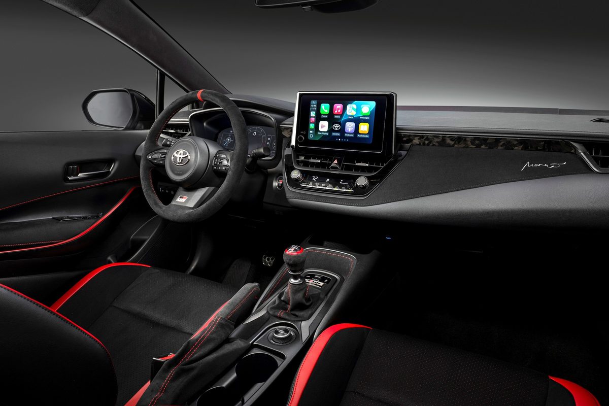 Toyota GRMN Corolla: a hardcore, Nürburgring-honed hot hatch with 304 hp and a manual only - photo 11