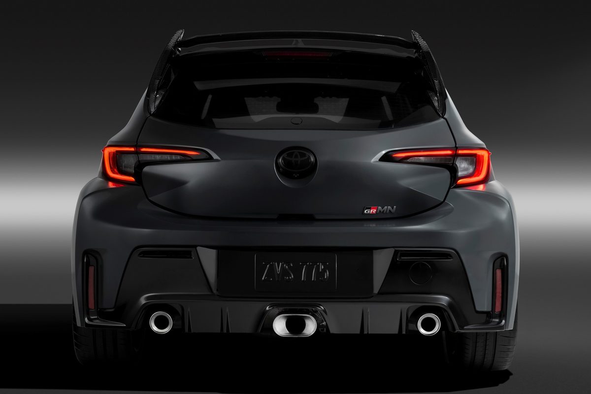 Toyota GRMN Corolla: a hardcore, Nürburgring-honed hot hatch with 304 hp and a manual only - photo 22