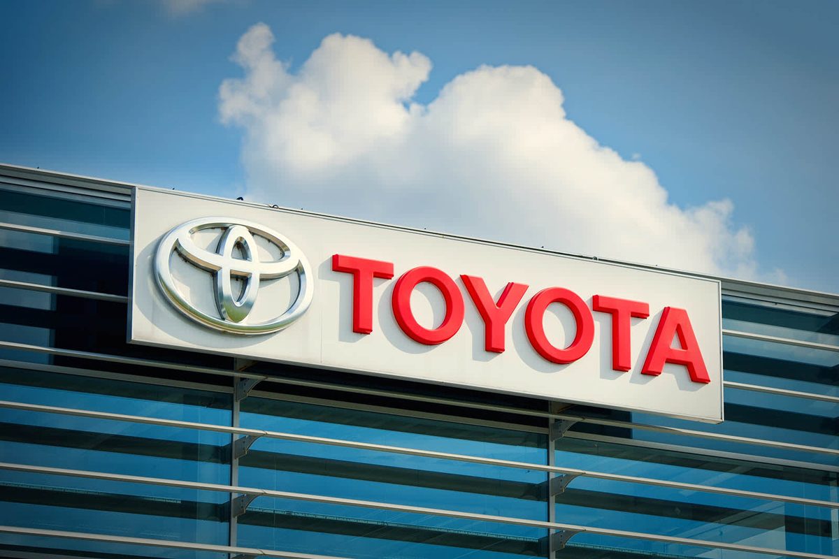 Toyota wants renewable-fuel cars rated zero-emission
