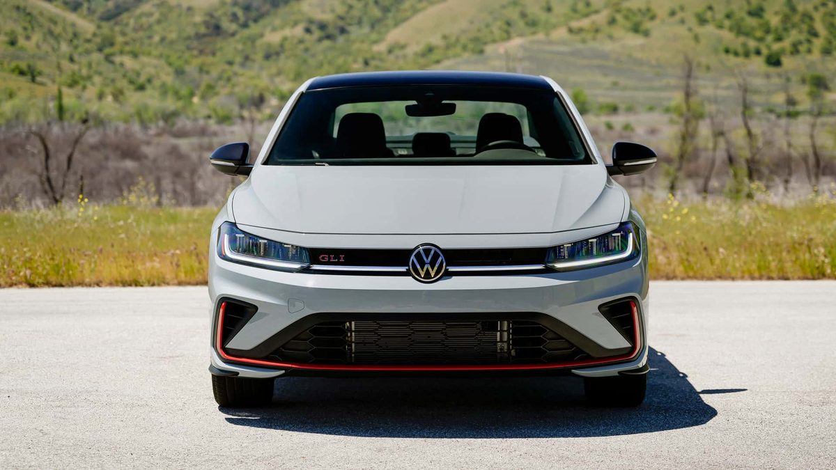 Volkswagen Drops Its Last Manual in the US  - Jetta GLI Goes Automatic-Only - photo 5