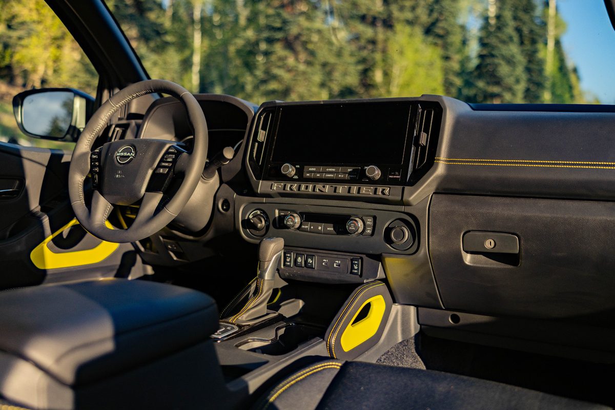 Nissan Frontier - photo 9