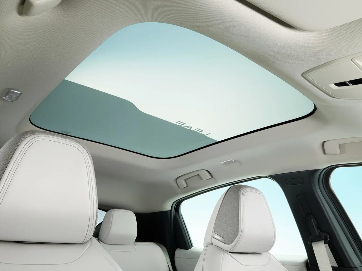Nissan Leaf - photo 10