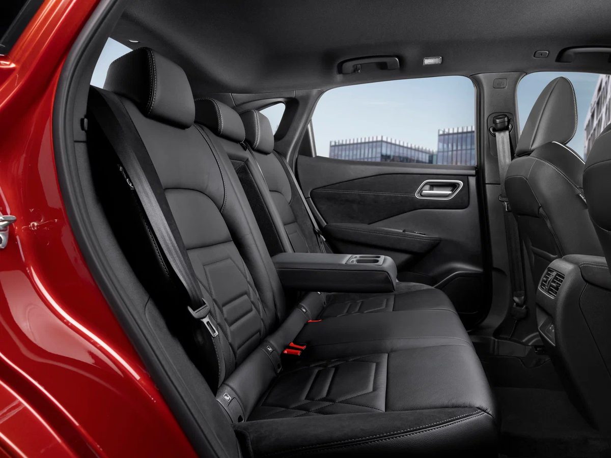 Nissan Qashqai - photo 12