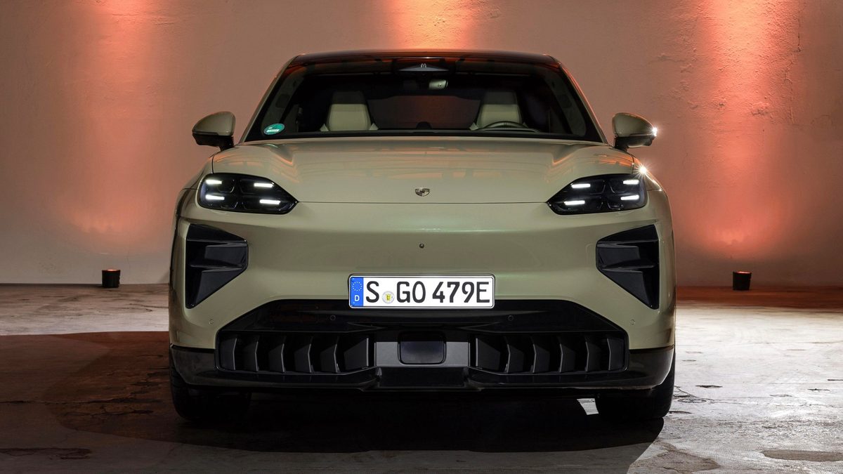 Porsche Cayenne Coupe Electric - photo 4