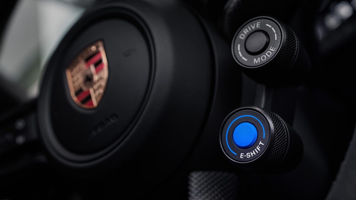 Porsche Taycan - photo 4