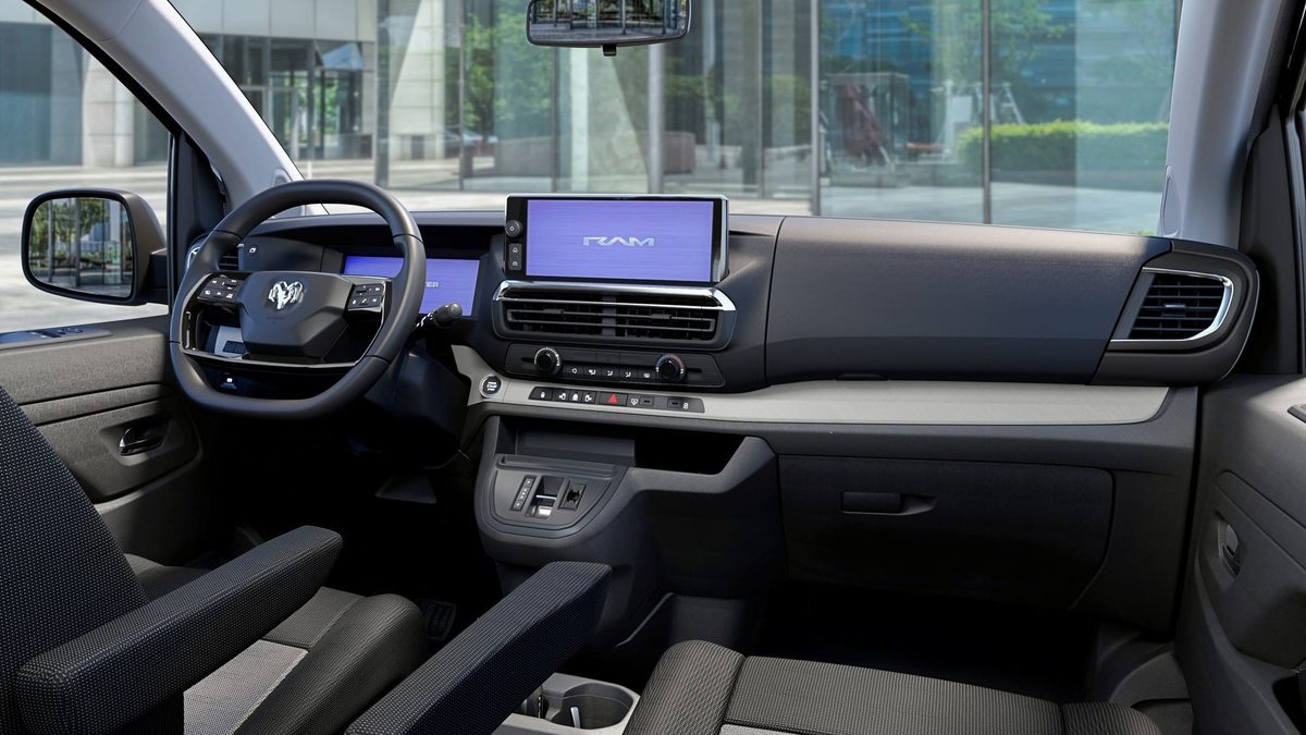 Ram ProMaster City - photo 14