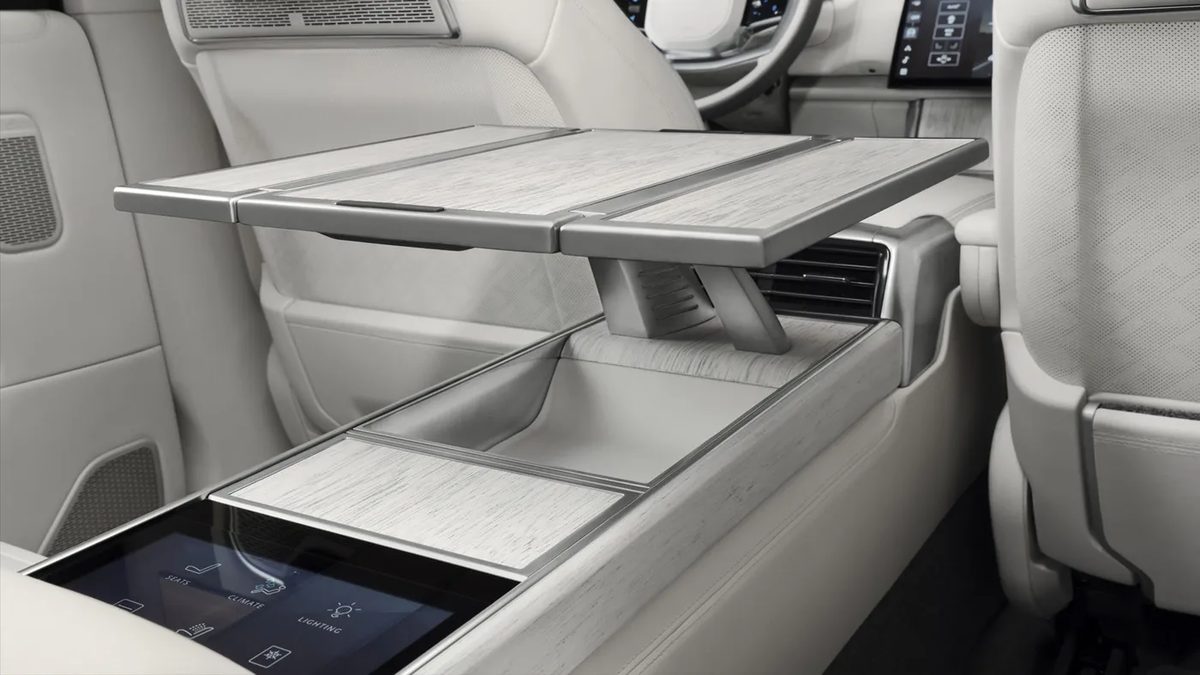 Range Rover SV Ultra: By Invitation Only - photo 14