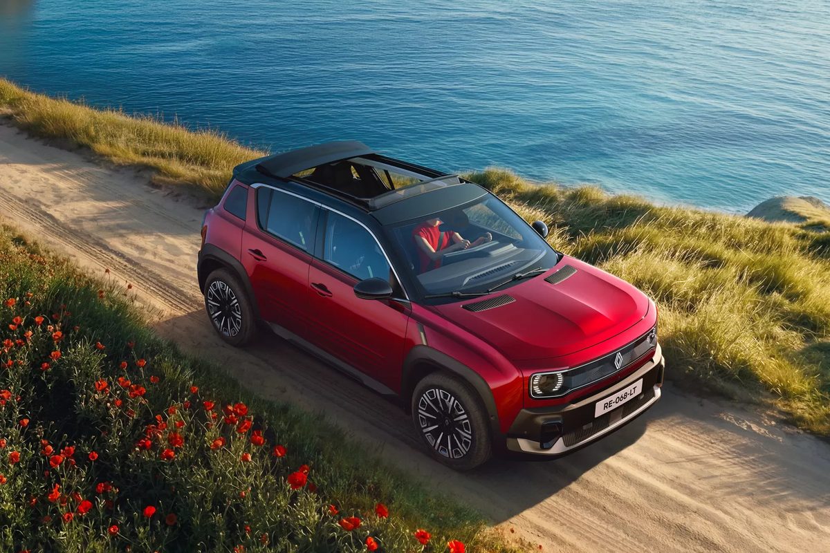 Renault 4 Plein Sud: Canvas-Roof R4 Opens Pre-Orders from €37,290