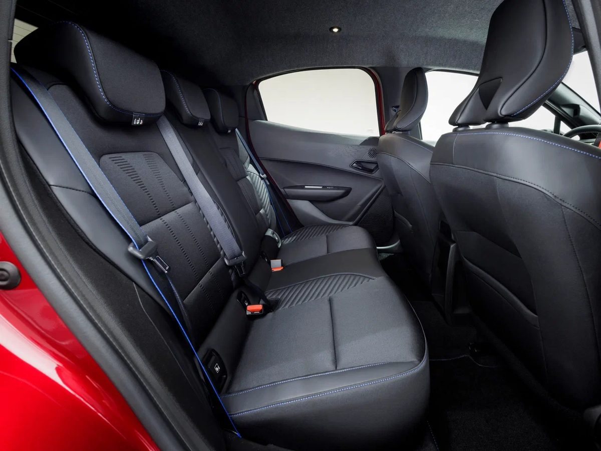 Renault Clio - photo 8