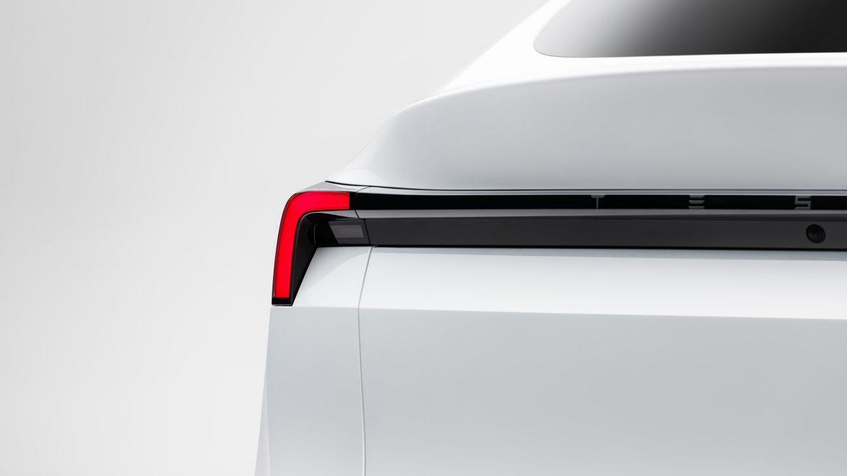 Tesla Model Y - photo 8