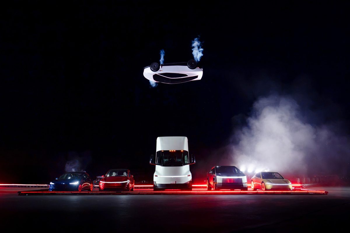 Tesla Roadster - photo 17