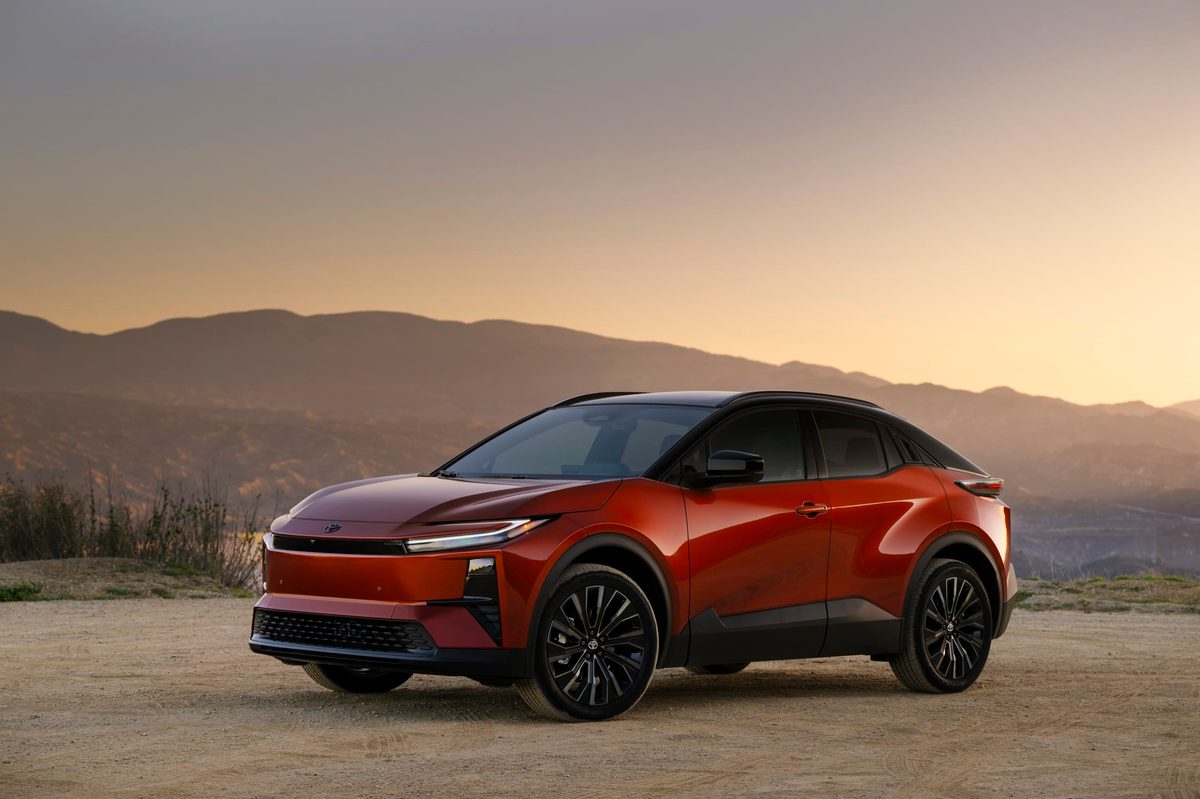 Toyota C-HR EV - photo 16