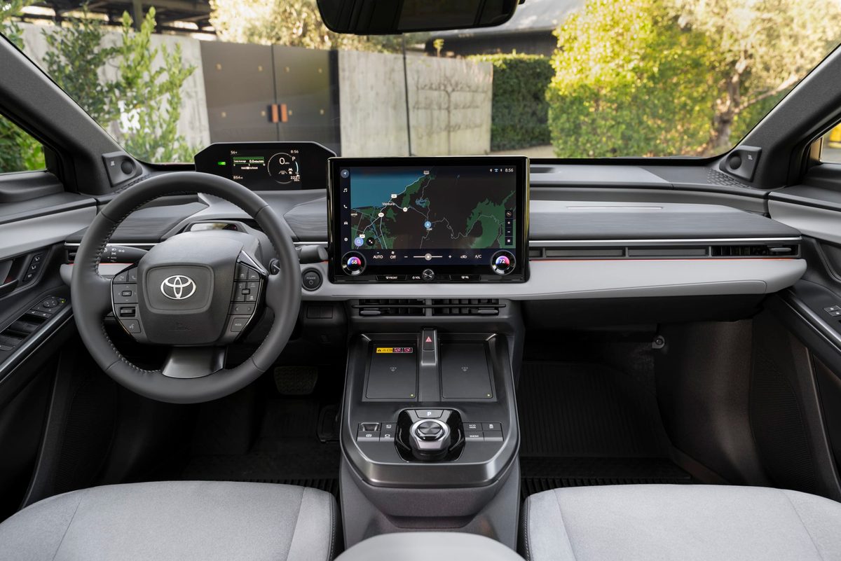 Toyota C-HR EV - photo 31