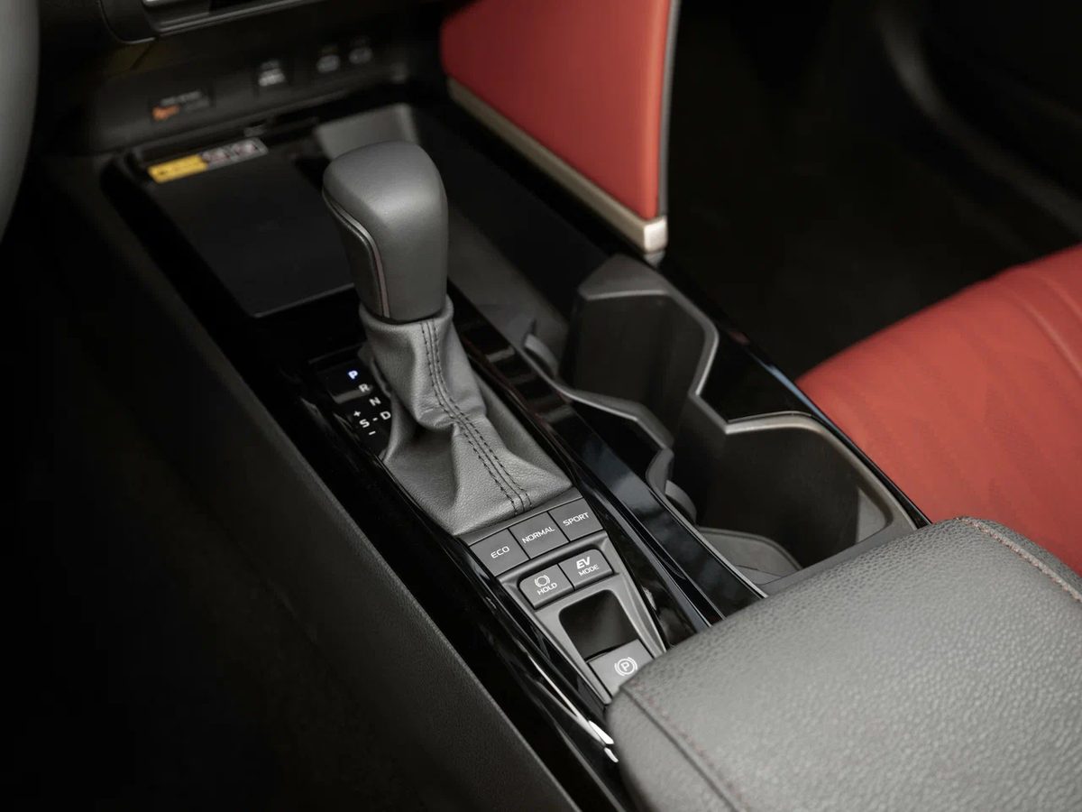 Toyota Camry - photo 11