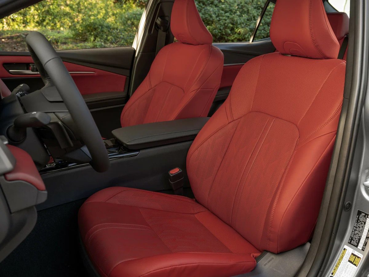 Toyota Camry - photo 12