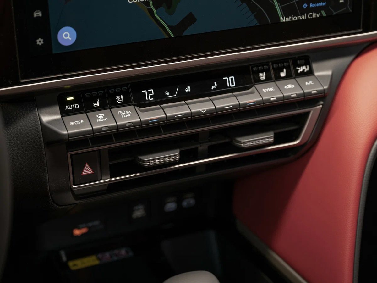 Toyota Camry - photo 13