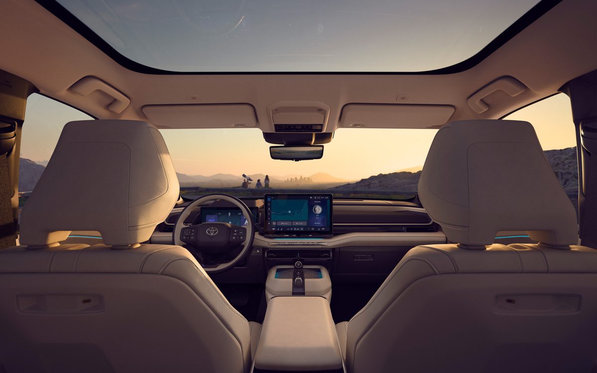 Toyota Highlander EV - photo 11