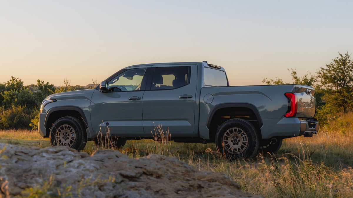 Toyota Tundra - photo 6