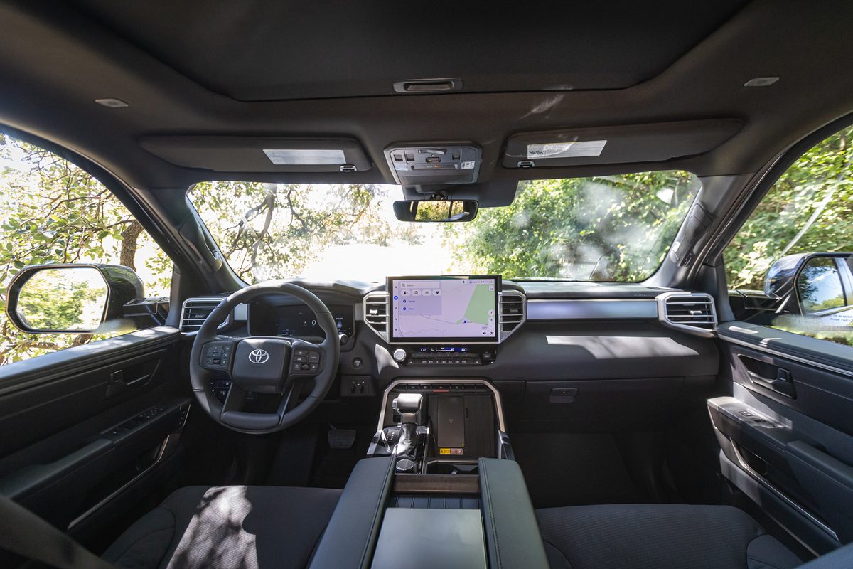 Toyota Tundra - photo 15
