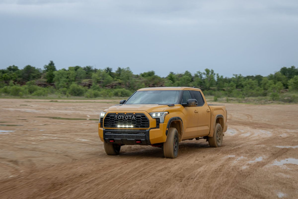 Toyota Tundra - photo 5