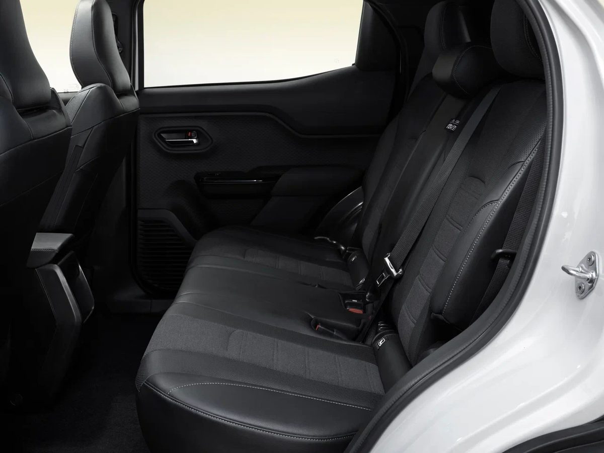 Toyota Urban Cruiser - photo 11