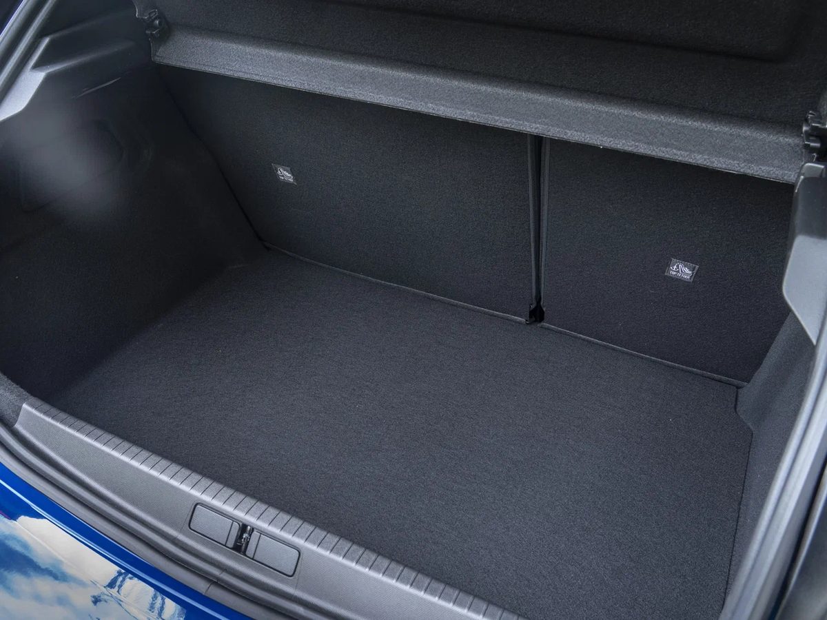 Vauxhall Corsa - photo 11