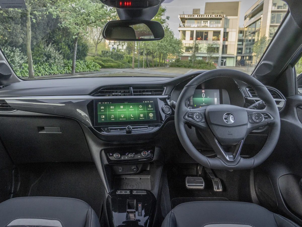 Vauxhall Corsa - photo 12