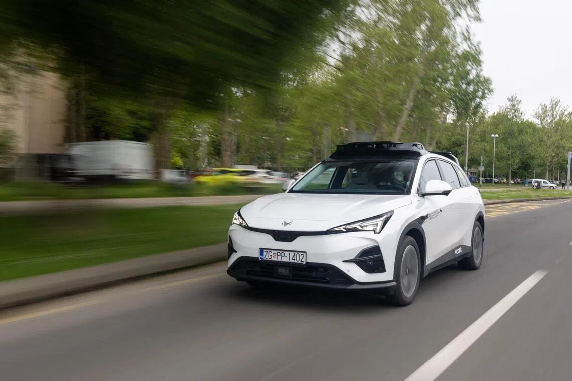 Uber Brings Robotaxis to Europe. The Car Is an ArcFox. - photo 2