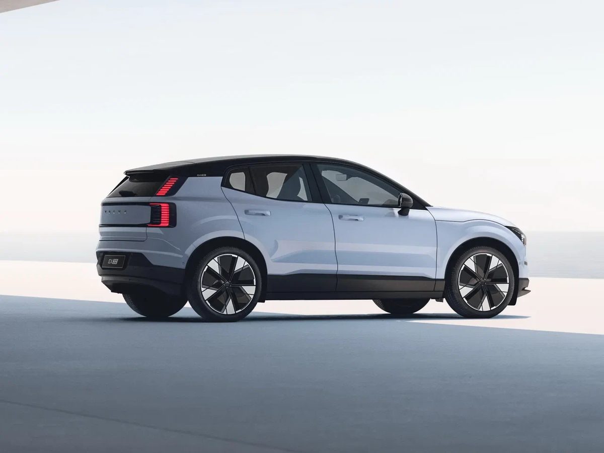 Volvo EX30 - photo 4