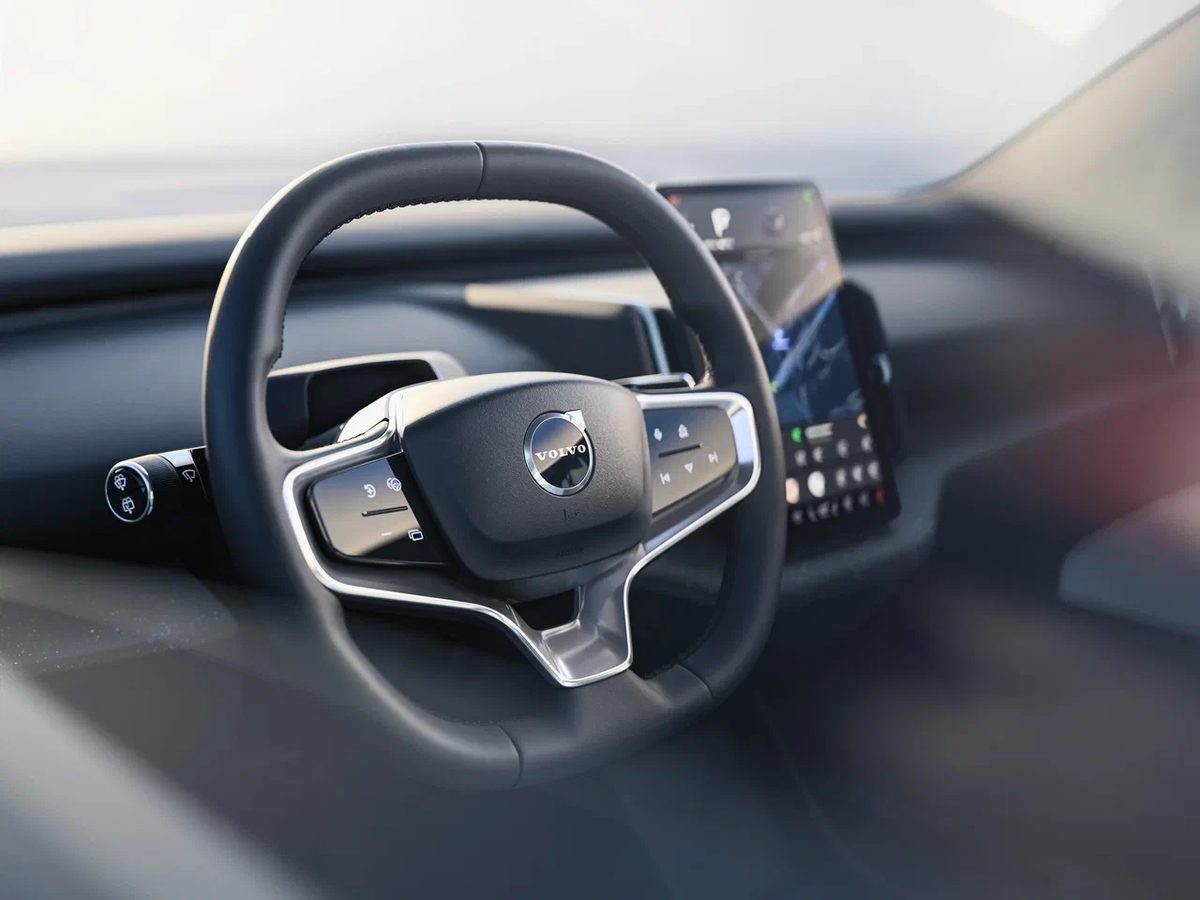 Volvo EX30 - photo 7